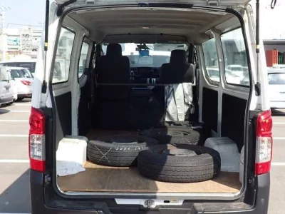 Nissan Caravan