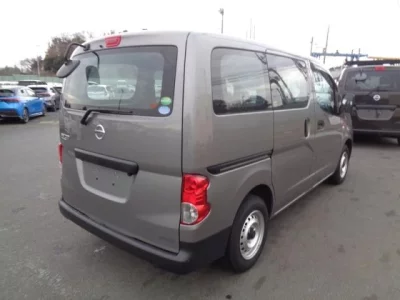 Nissan NV200
