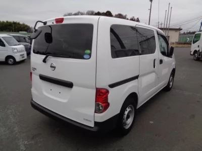 Nissan NV200