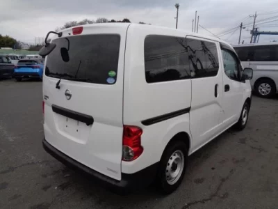 Nissan NV200