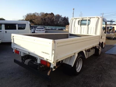 Nissan ATLAS
