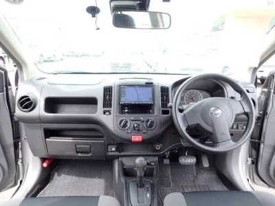 Nissan AD