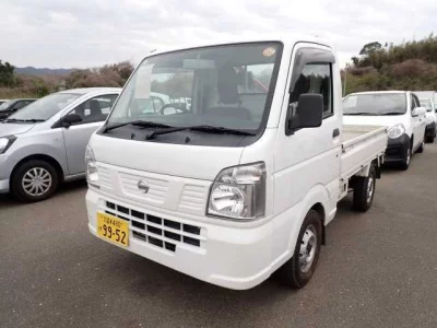 Nissan NT100 Clipper