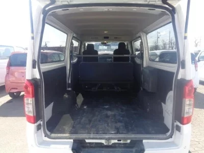 Nissan Caravan