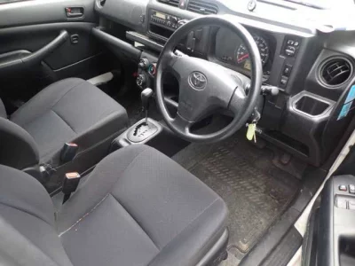 Toyota SUCCEED