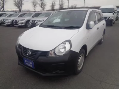 Nissan AD
