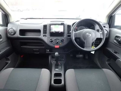 Nissan AD