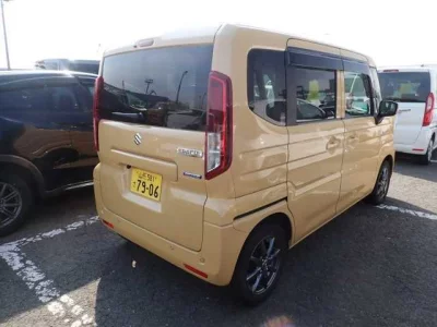 Suzuki Spacia