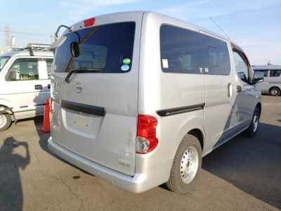 Nissan NV200