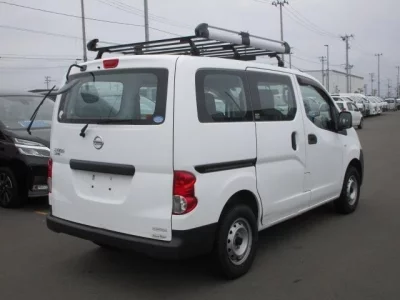 Nissan NV200