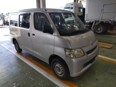 Toyota LiteAce Van