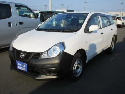 Nissan AD