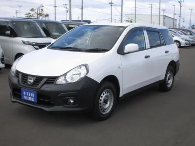 Nissan AD