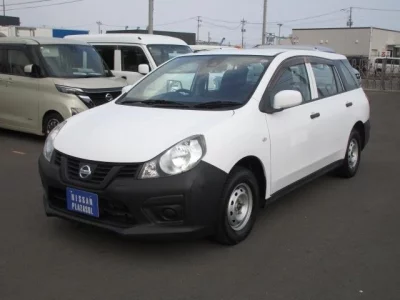 Nissan AD