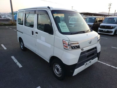 Toyota Pixis Van