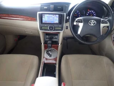 Toyota Premio