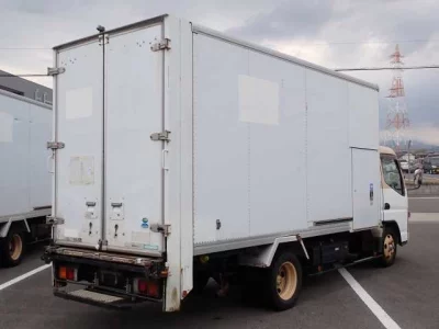 Mitsubishi Fuso Canter