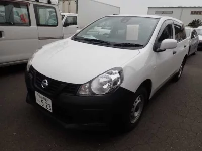 Nissan AD