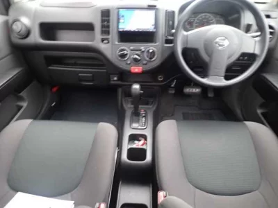 Nissan AD