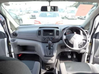 Nissan NV200