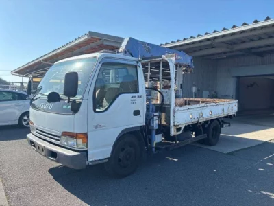 Isuzu ELF