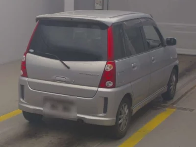 Subaru Pleo