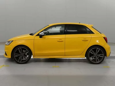 Audi S1