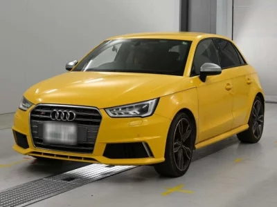 Audi S1