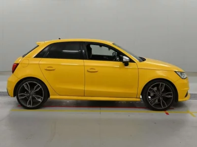 Audi S1