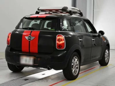 MINI Crossover