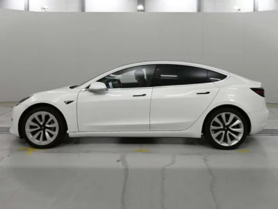 Tesla MODEL3