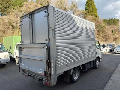 Hino DUTRO