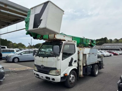 Hino DUTRO