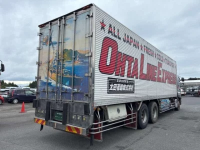Hino PROFIA