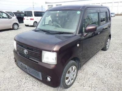 Toyota Pixis Space