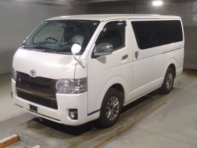 Toyota HiAce Van