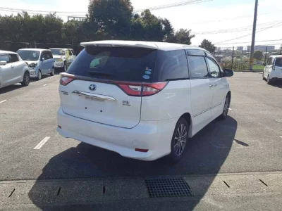 Toyota ESTIMA HYBRID