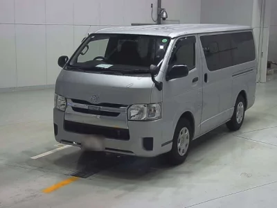 Toyota RegiusAce
