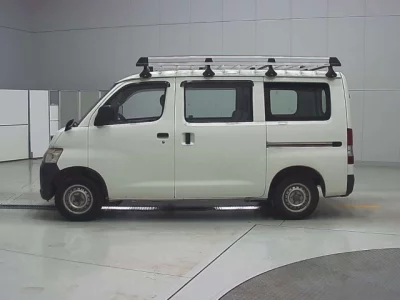 Toyota LiteAce Van