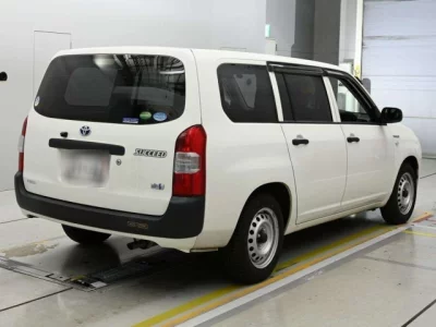 Toyota Succeed