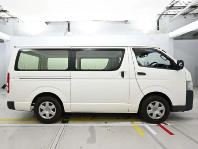 Toyota RegiusAce
