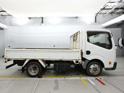 Nissan ATLAS