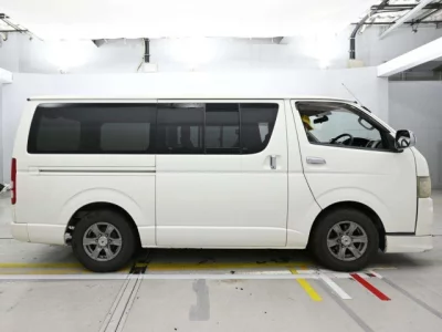 Toyota RegiusAce