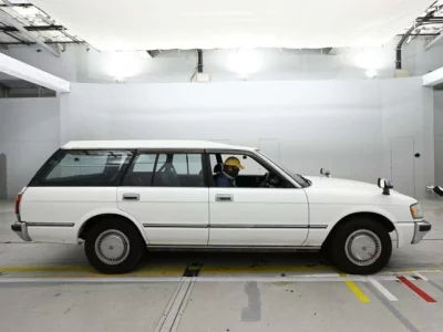 Toyota CROWN VAN