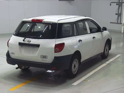 Nissan AD