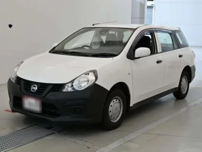 Nissan AD