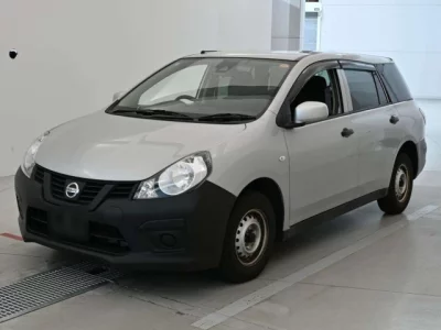 Nissan AD