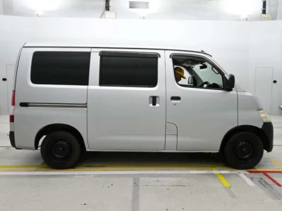 Toyota LiteAce Van