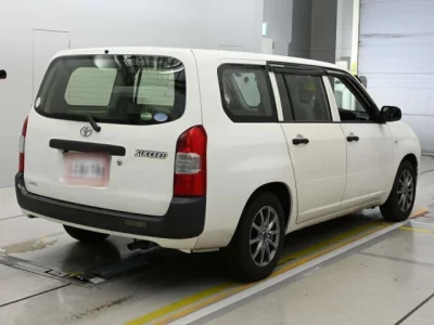 Toyota Succeed