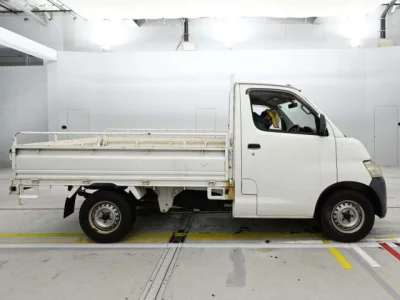 Toyota TownAce Truck